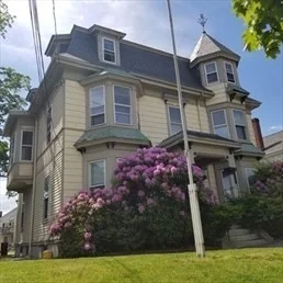 2 bed, 1 bath apartment for rent at 244 Lafayette St Unit 3, South Salem