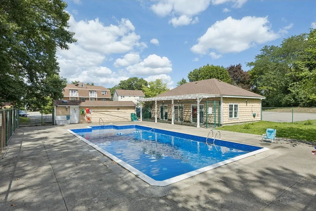 2 bed, 1 bath apartment for rent at 244 Mount Vernon St Unit 9, Lawrence — photo 36 of 37