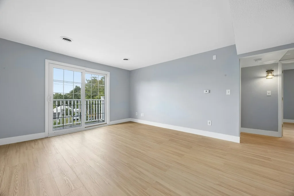 2 bed, 1 bath apartment for rent at 244 Mount Vernon St Unit 9, Lawrence — photo 7 of 37