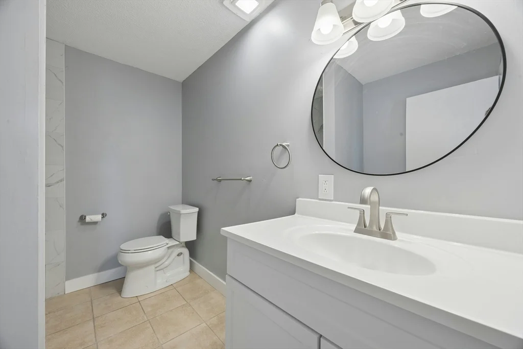 2 bed, 1 bath apartment for rent at 244 Mount Vernon St Unit 9, Lawrence — photo 25 of 37
