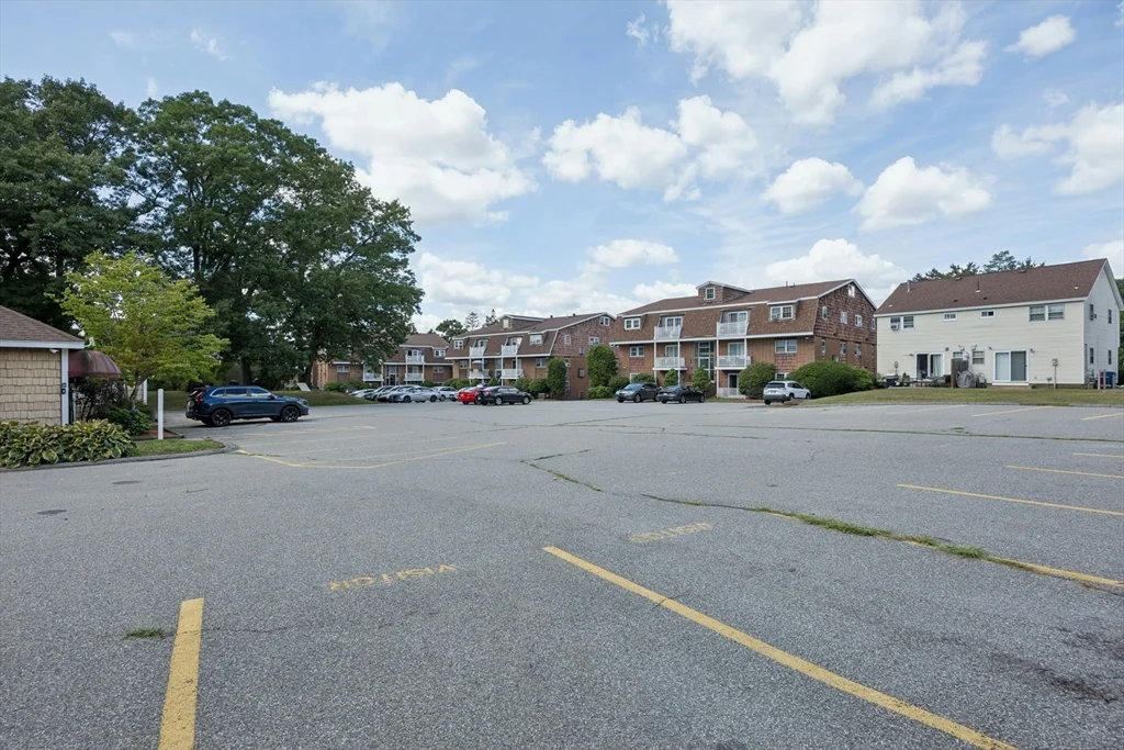 2 bed, 1 bath apartment for rent at 244 Mount Vernon St Unit 9, Lawrence — photo 33 of 37