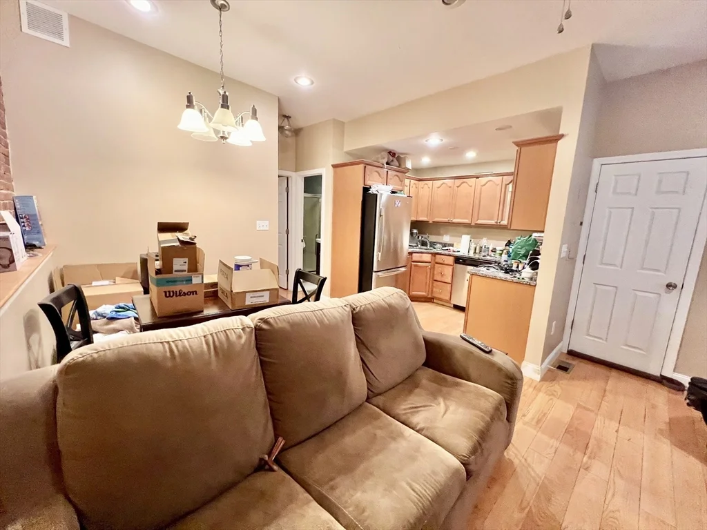 1 bed, 1 bath apartment for rent at 244 North St Unit 1, North End — photo 3 of 10