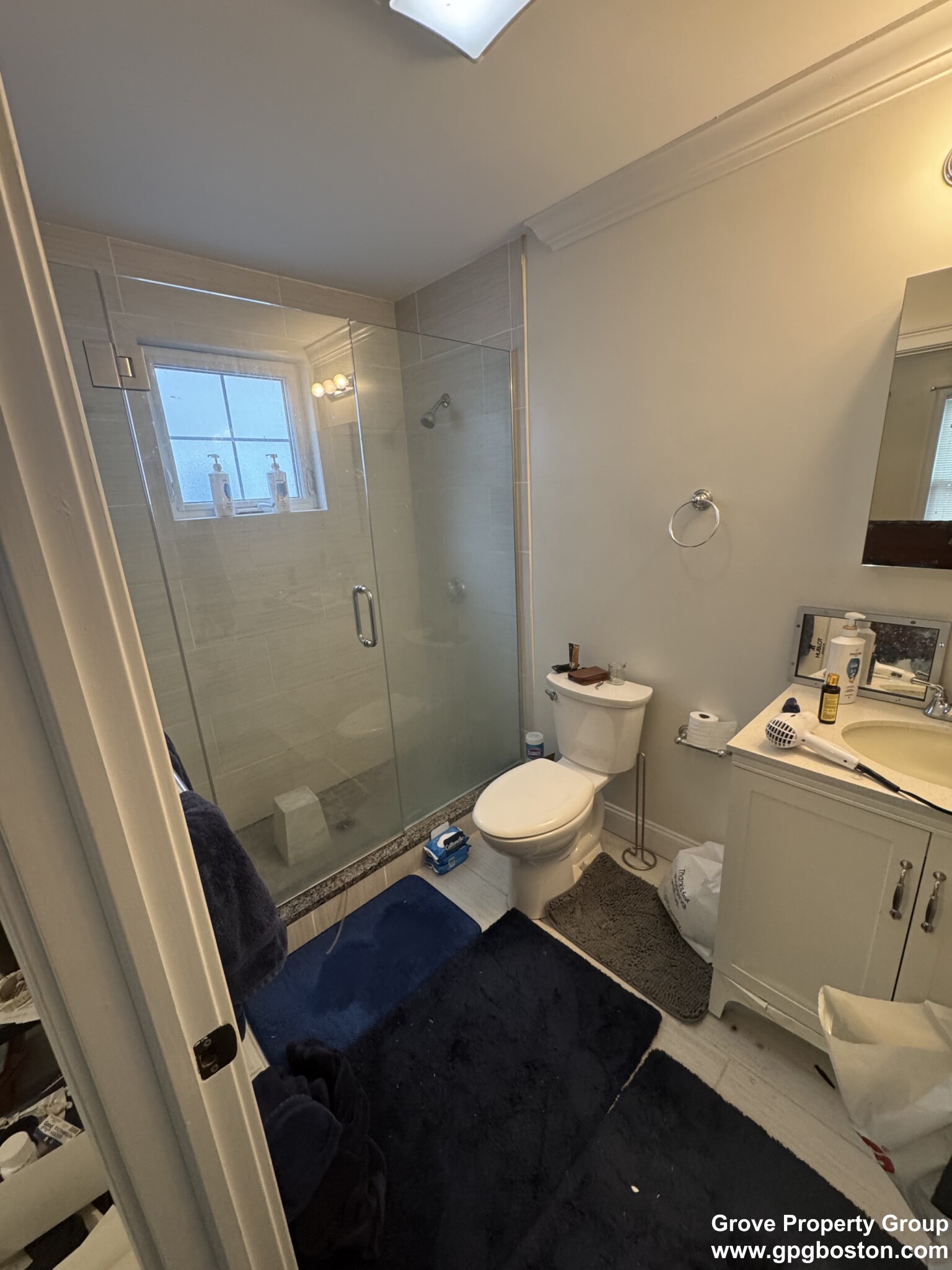 3 bed, 2 bath apartment for rent at 244 Paris St Unit 1, East Boston — photo 3 of 12