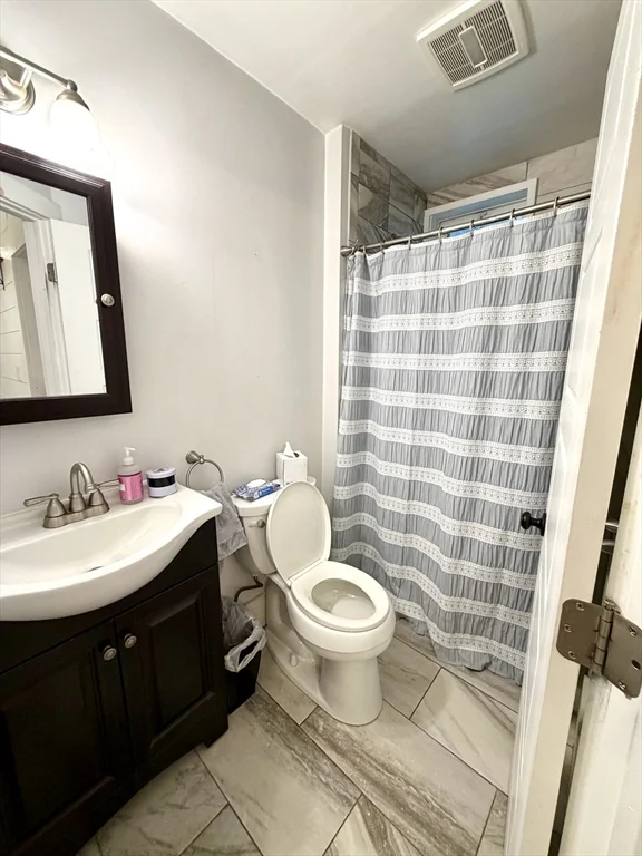2 bed, 2 bath apartment for rent at 244 W 3rd Unit 2, South Boston — photo 14 of 18