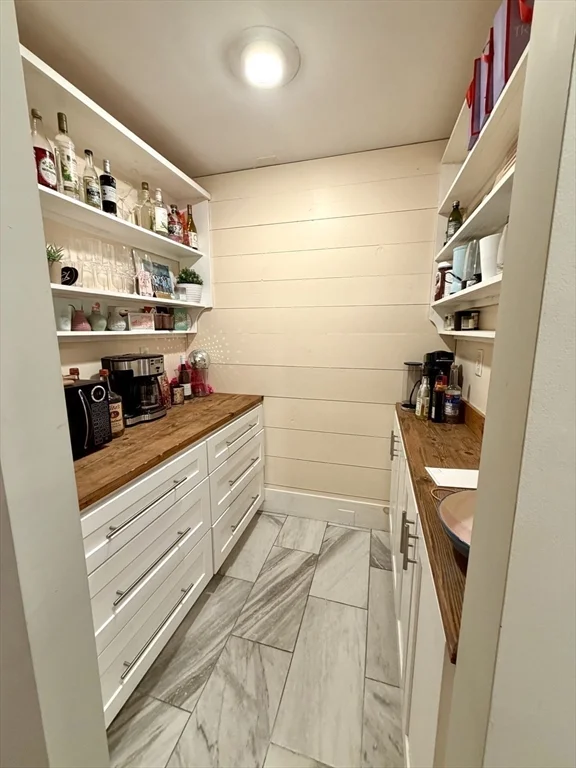 2 bed, 2 bath apartment for rent at 244 W 3rd Unit 2, South Boston — photo 4 of 18