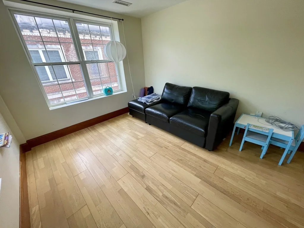 2 bed, 2 bath apartment for rent at 2440 Massachusetts Ave Unit 17, North Cambridge — photo 4 of 12