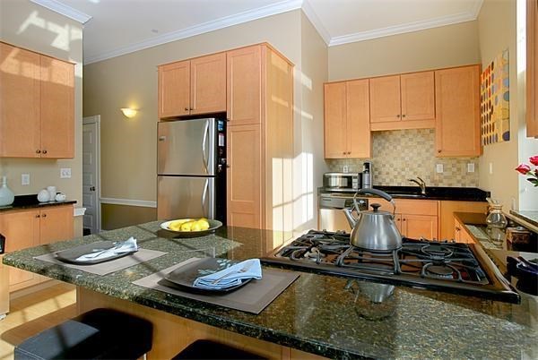 1 bed, 1 bath apartment for rent at 245 Beacon St Unit 4, Somerville — photo 2 of 8