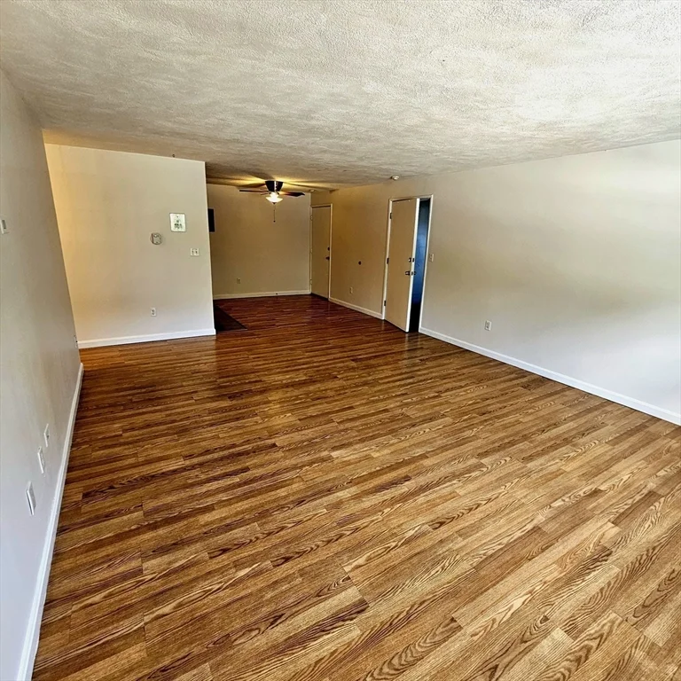 2 bed, 1 bath apartment for rent at 245 Boston Post Rd Unit 7, Marlborough — photo 4 of 10