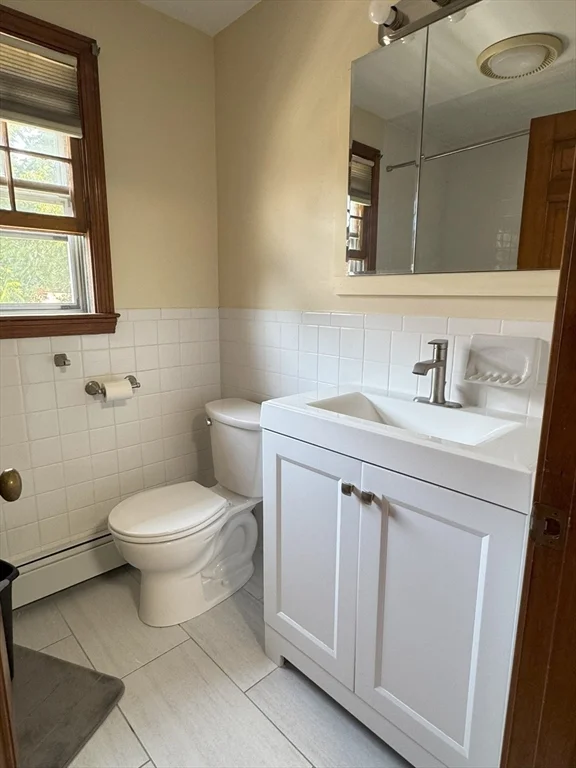 2 bed, 1 bath apartment for rent at 245 East St Unit 2, East Dedham — photo 8 of 12