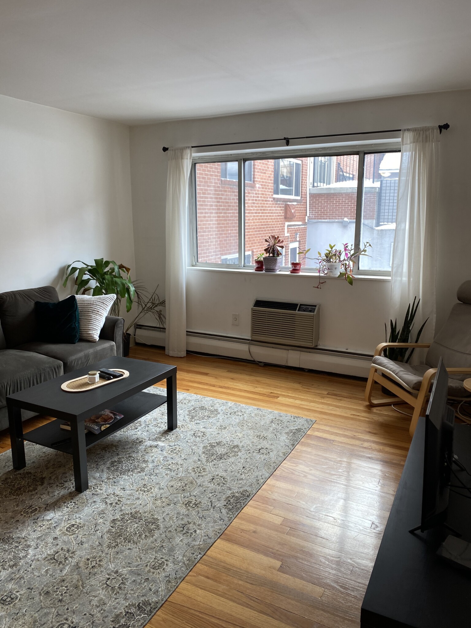 2 bed, 1 bath apartment for rent at 245 Kelton St Unit 23, Brighton — photo 3 of 7