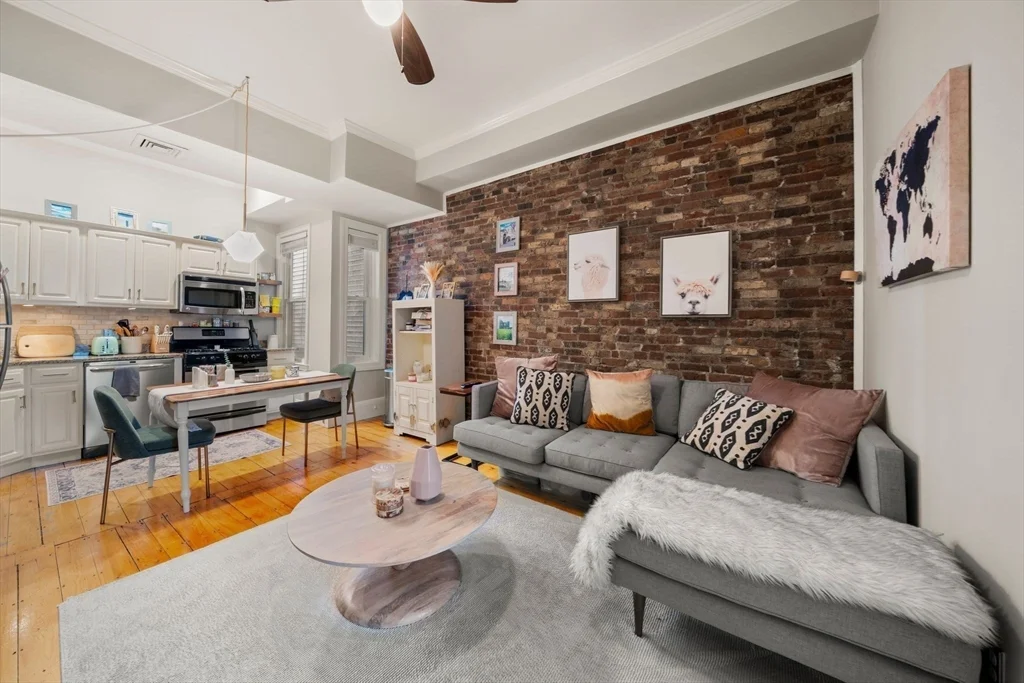 2 bed, 1 bath apartment for rent at 245 West Fifth St Unit 3, South Boston — photo 5 of 9
