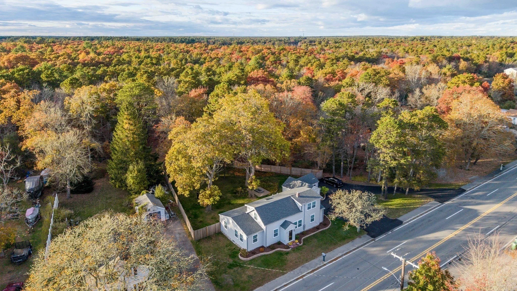 4 bed, 2 bath apartment for rent at 245 Wareham Rd, Marion — photo 3 of 39