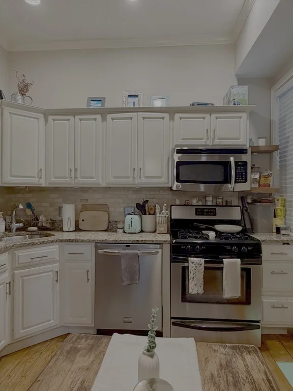 2 bed, 1 bath apartment for rent at 245 West Fifth St Unit 3, South Boston — photo 9 of 12