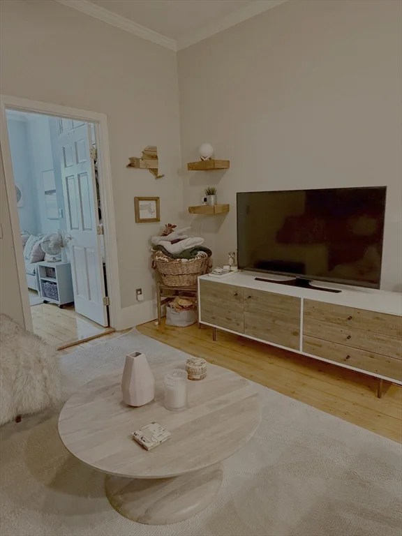 2 bed, 1 bath apartment for rent at 245 West Fifth St Unit 3, South Boston — photo 6 of 12