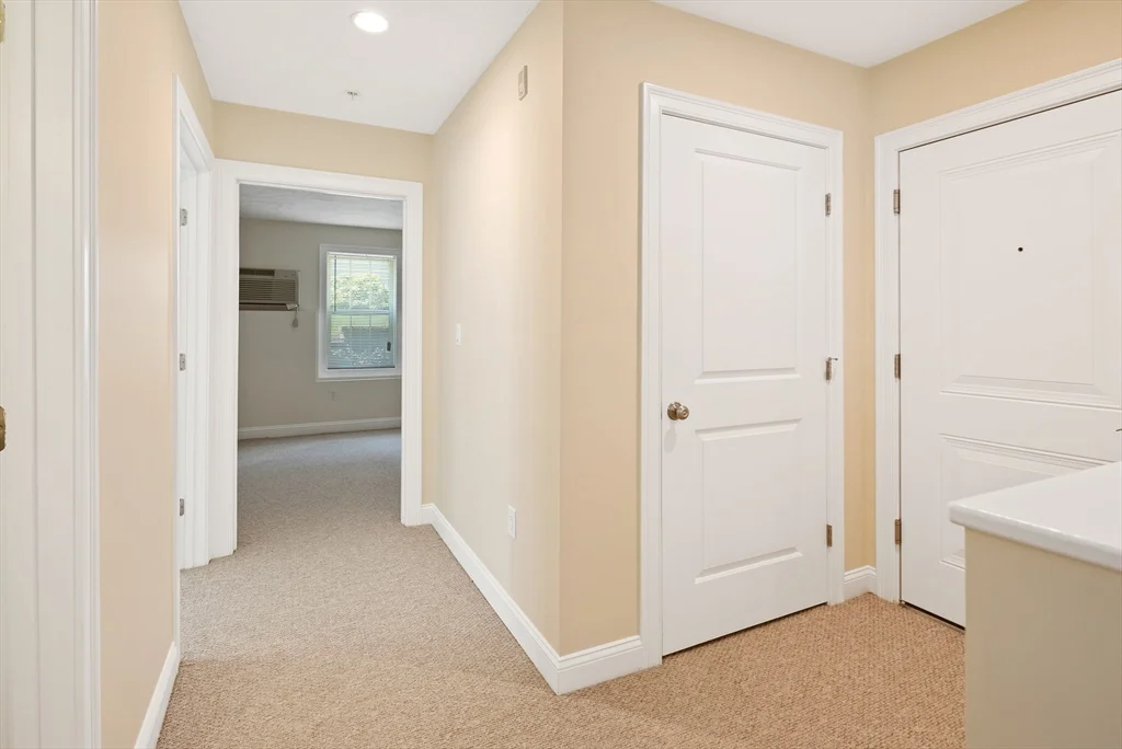 2 bed, 2 bath apartment for rent at 245 Willard St Unit 5, West Quincy — photo 6 of 11