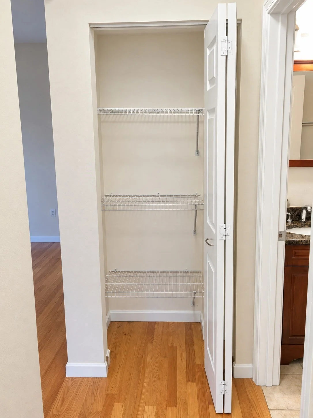 2 bed, 2 bath apartment for rent at 2456-2460 Massachusetts Ave Unit 204, North Cambridge — photo 6 of 19