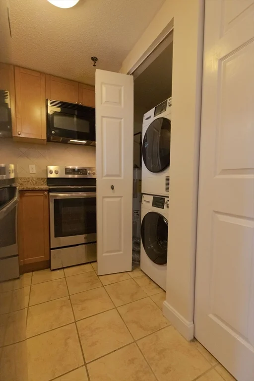 1 bed, 1 bath apartment for rent at 2456 Massachusetts Ave Unit 104, North Cambridge — photo 16 of 25