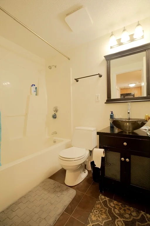 1 bed, 1 bath apartment for rent at 2456 Massachusetts Ave Unit 104, North Cambridge — photo 19 of 25