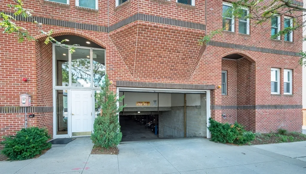 2 bed, 2 bath apartment for rent at 2456 Massachusetts Ave Unit 401, North Cambridge — photo 15 of 19