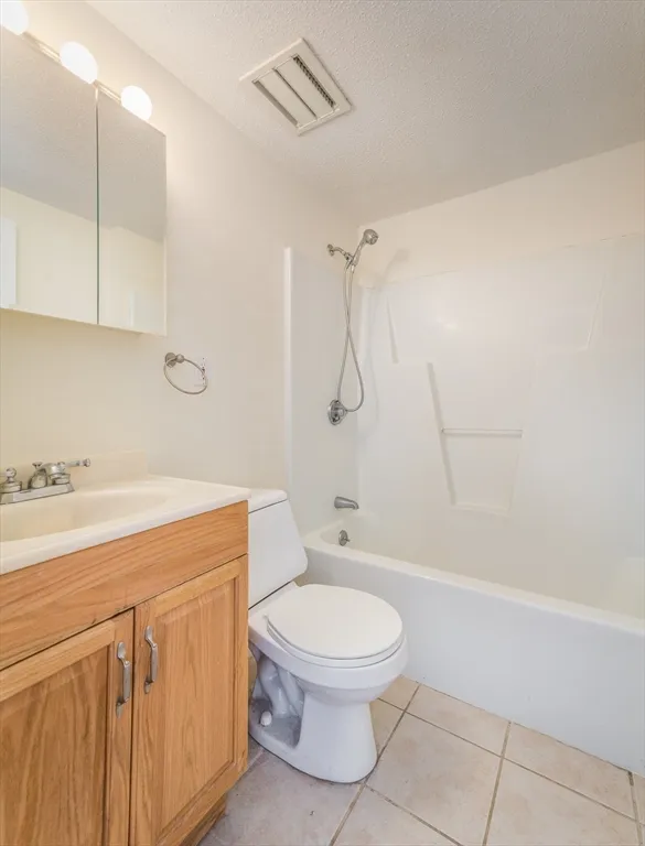2 bed, 2 bath apartment for rent at 2456 Massachusetts Ave Unit 401, North Cambridge — photo 14 of 19
