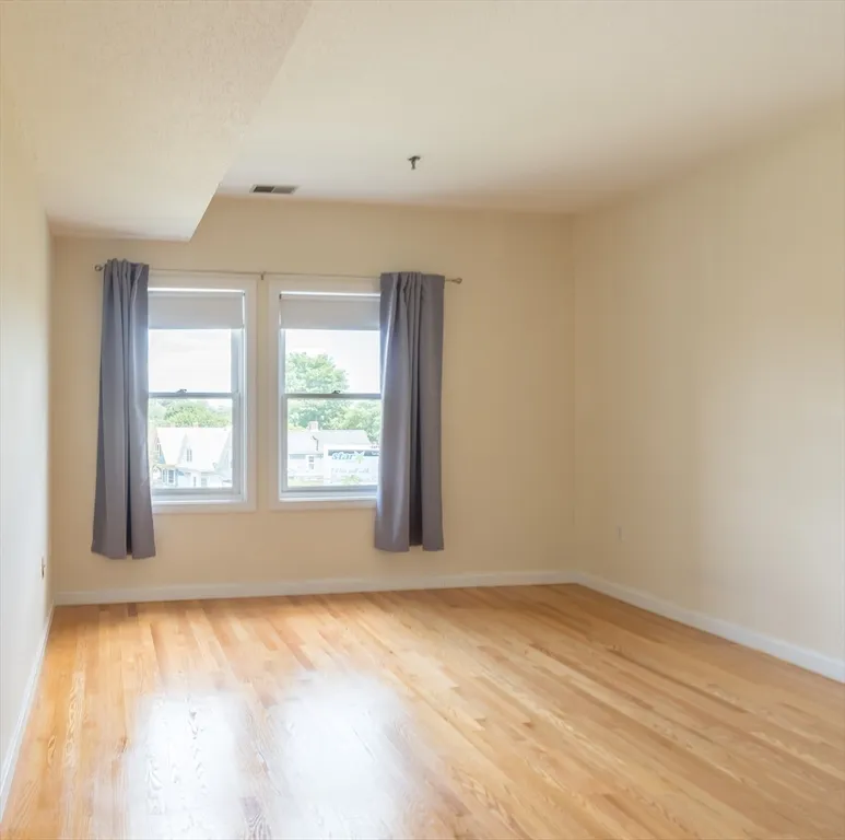 2 bed, 2 bath apartment for rent at 2456 Massachusetts Ave Unit 401, North Cambridge — photo 8 of 19