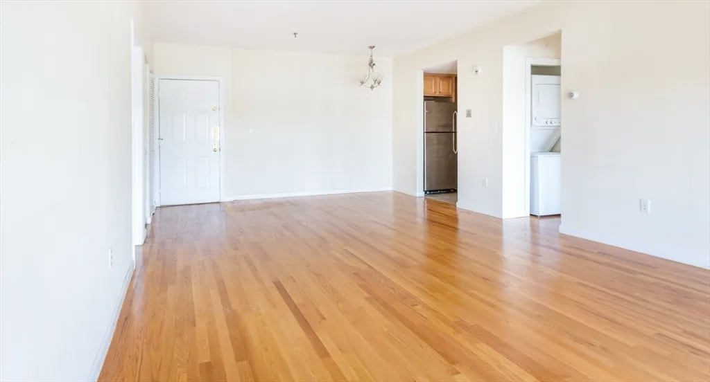 2 bed, 2 bath apartment for rent at 2456 Massachusetts Ave Unit 401, North Cambridge — photo 5 of 19