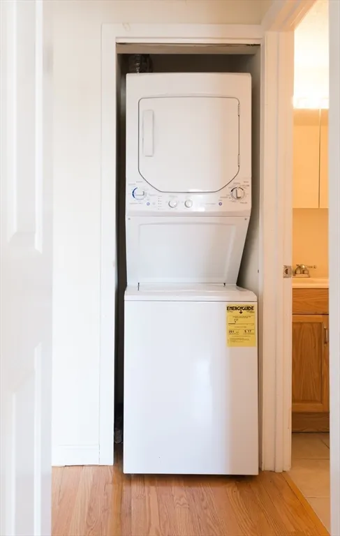 2 bed, 2 bath apartment for rent at 2456 Massachusetts Ave Unit 401, North Cambridge — photo 11 of 19