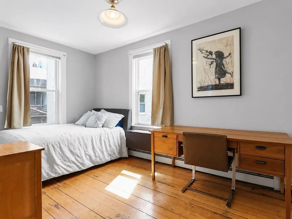 3 bed, 2 bath apartment for rent at 246 Cypress St Unit 4, Brookline — photo 15 of 33