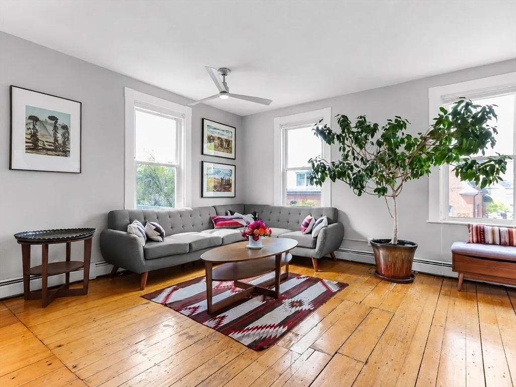 3 bed, 2 bath apartment for rent at 246 Cypress St Unit 4, Brookline — photo 2 of 33