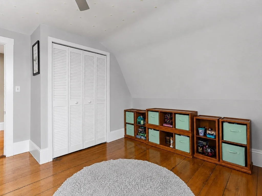 3 bed, 2 bath apartment for rent at 246 Cypress St Unit 4, Brookline — photo 24 of 33