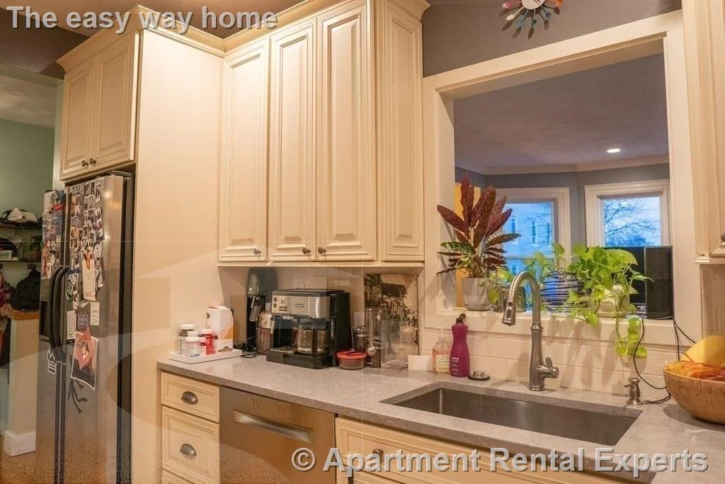 2 bed, 1 bath apartment for rent at 246 Hampshire St Unit 2, Inman Square — photo 8 of 21