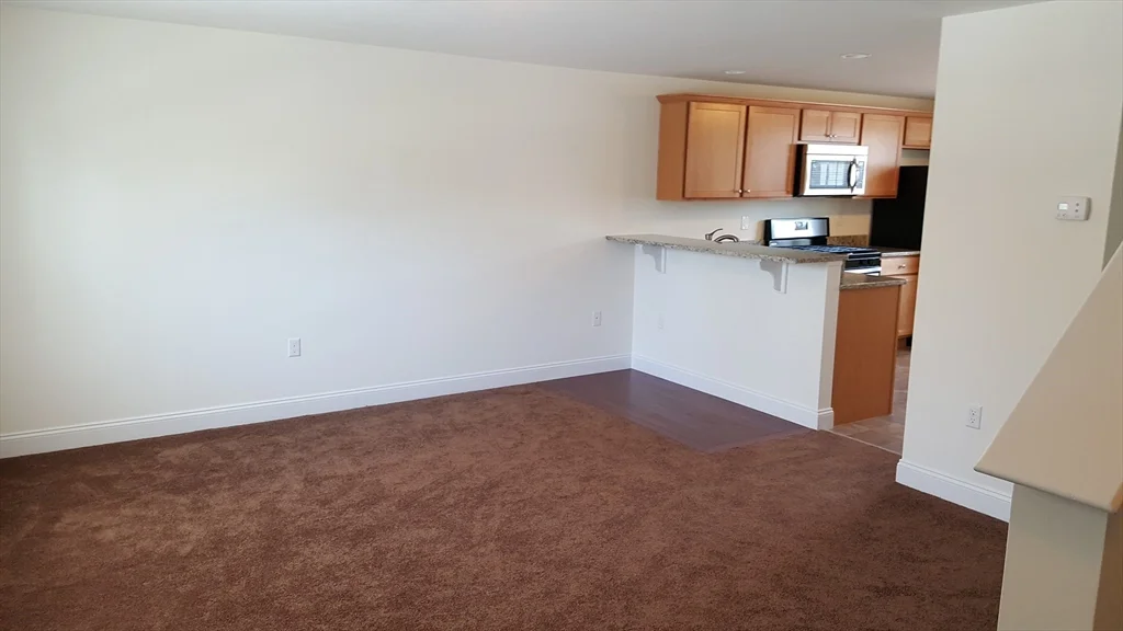 2 bed, 1 bath apartment for rent at 246 High Street Ext Unit 14, Lancaster — photo 5 of 20
