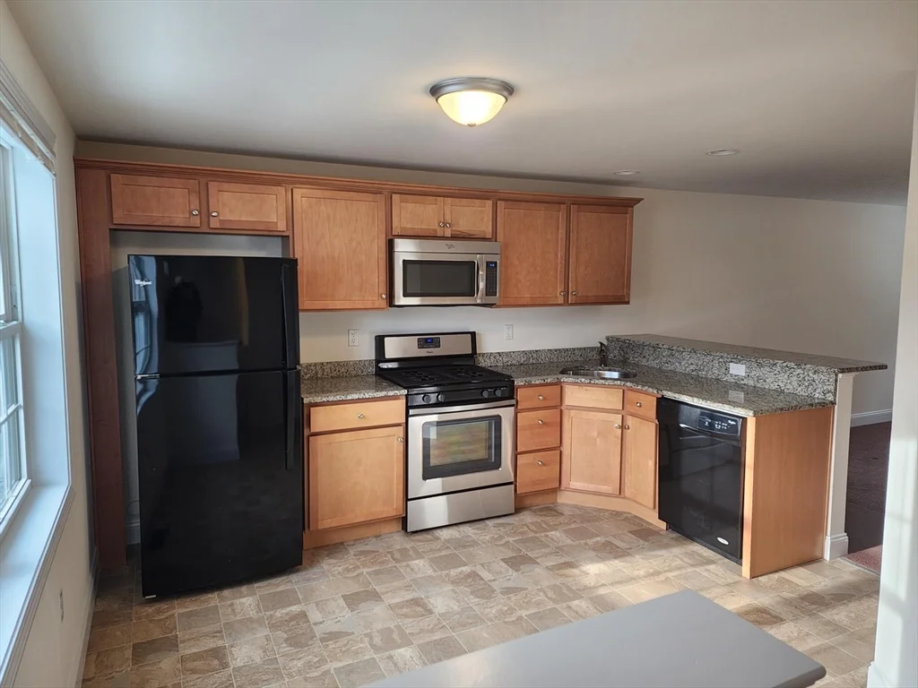 2 bed, 1 bath apartment for rent at 246 High Street Ext Unit 14, Lancaster — photo 10 of 20