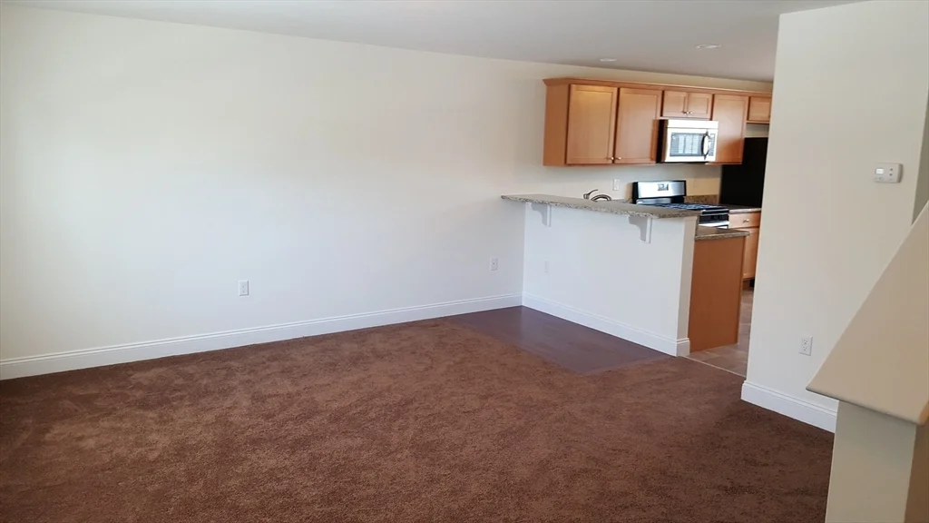 2 bed, 1 bath apartment for rent at 246 High Street Ext Unit 3, Lancaster — photo 6 of 17