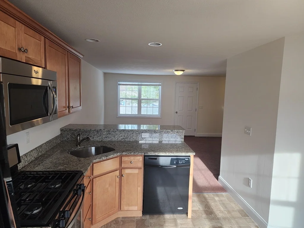 2 bed, 1 bath apartment for rent at 246 High Street Ext Unit 3, Lancaster — photo 5 of 17