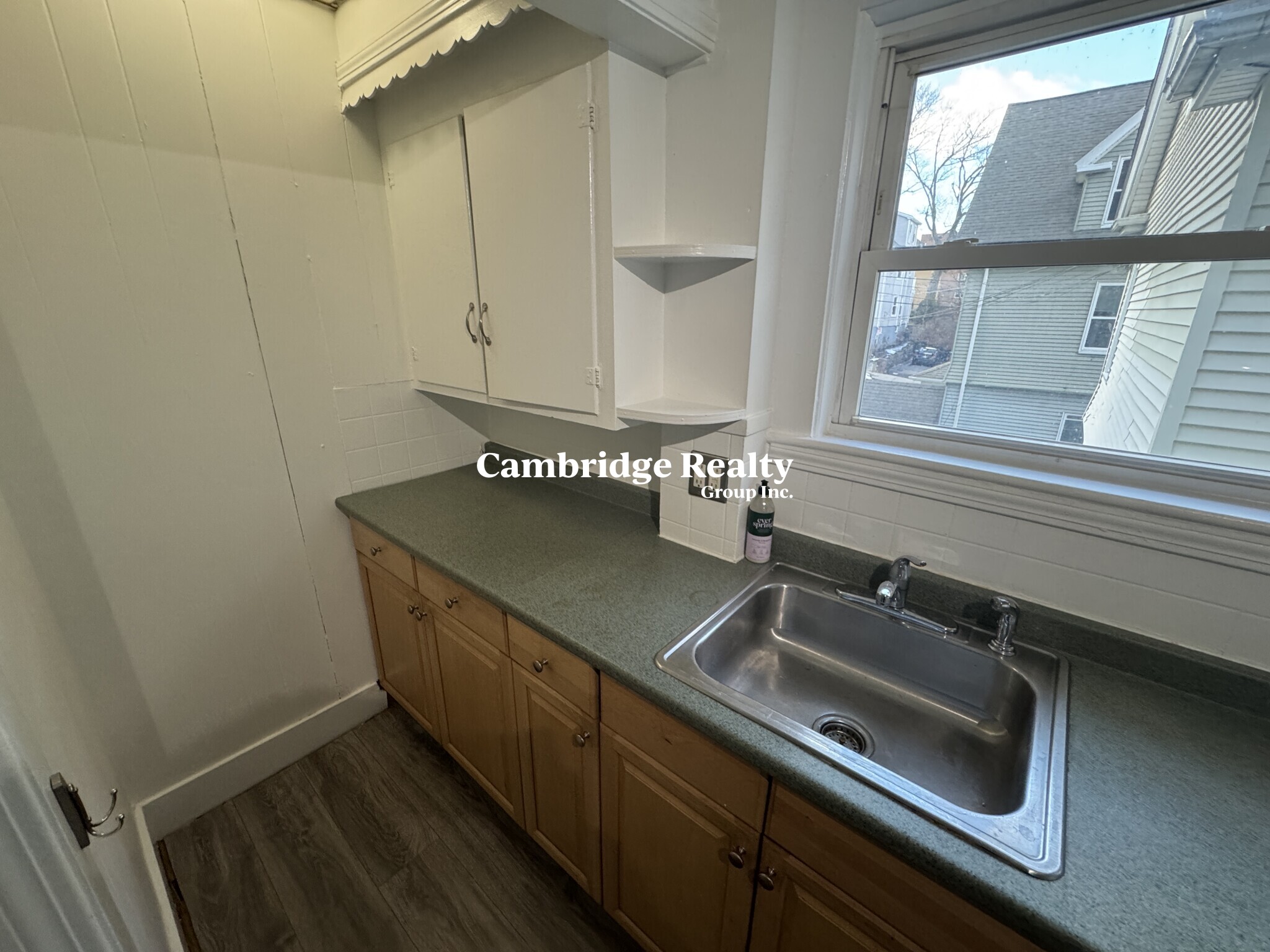 3 bed, 1 bath apartment for rent at 246 Highland Ave Unit 2T, Powder House Square — photo 2 of 22