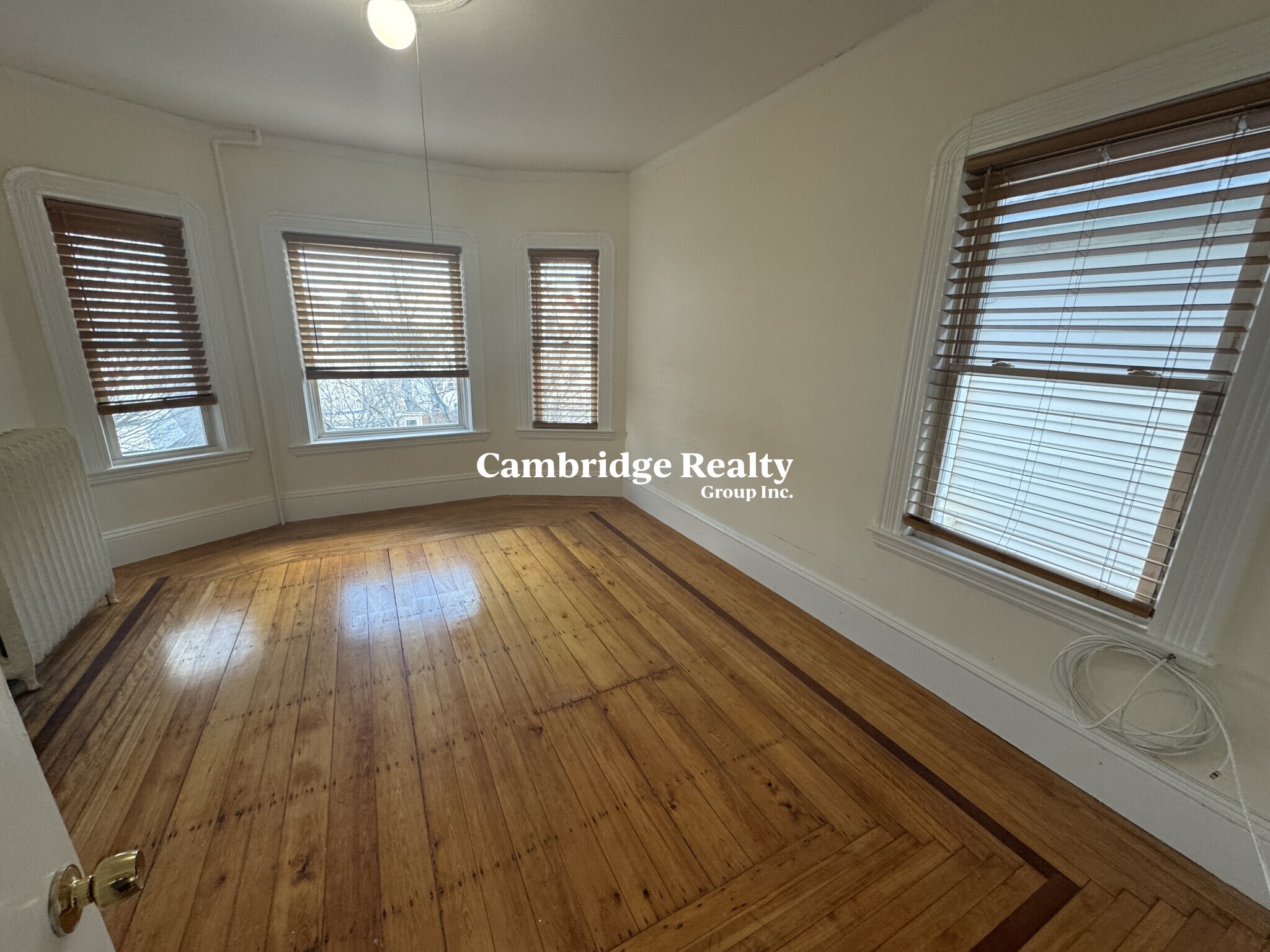 3 bed, 1 bath apartment for rent at 246 Highland Ave Unit 2T, Powder House Square — photo 10 of 22