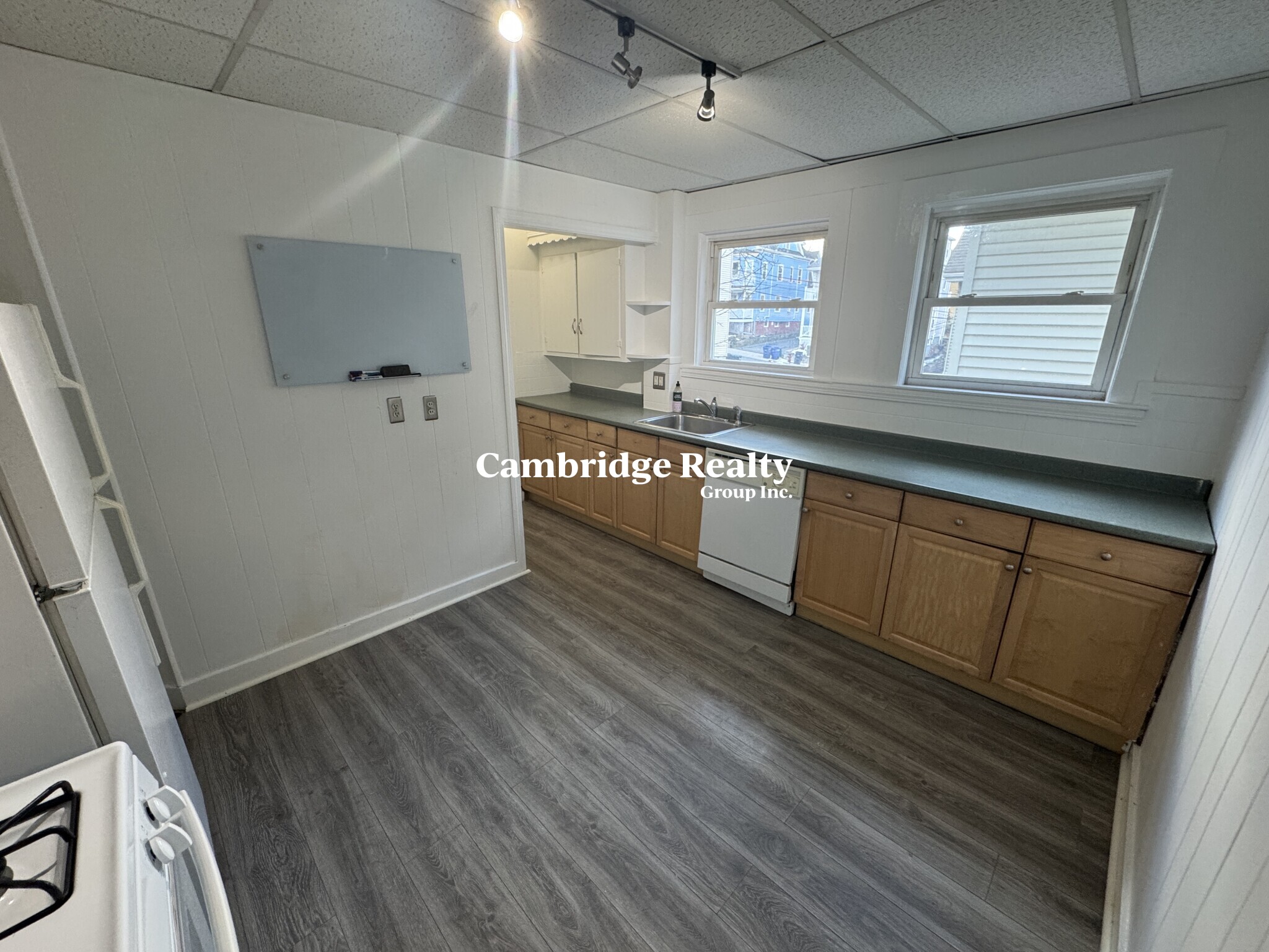 3 bed, 1 bath apartment for rent at 246 Highland Ave Unit 2T, Powder House Square — photo 1 of 22