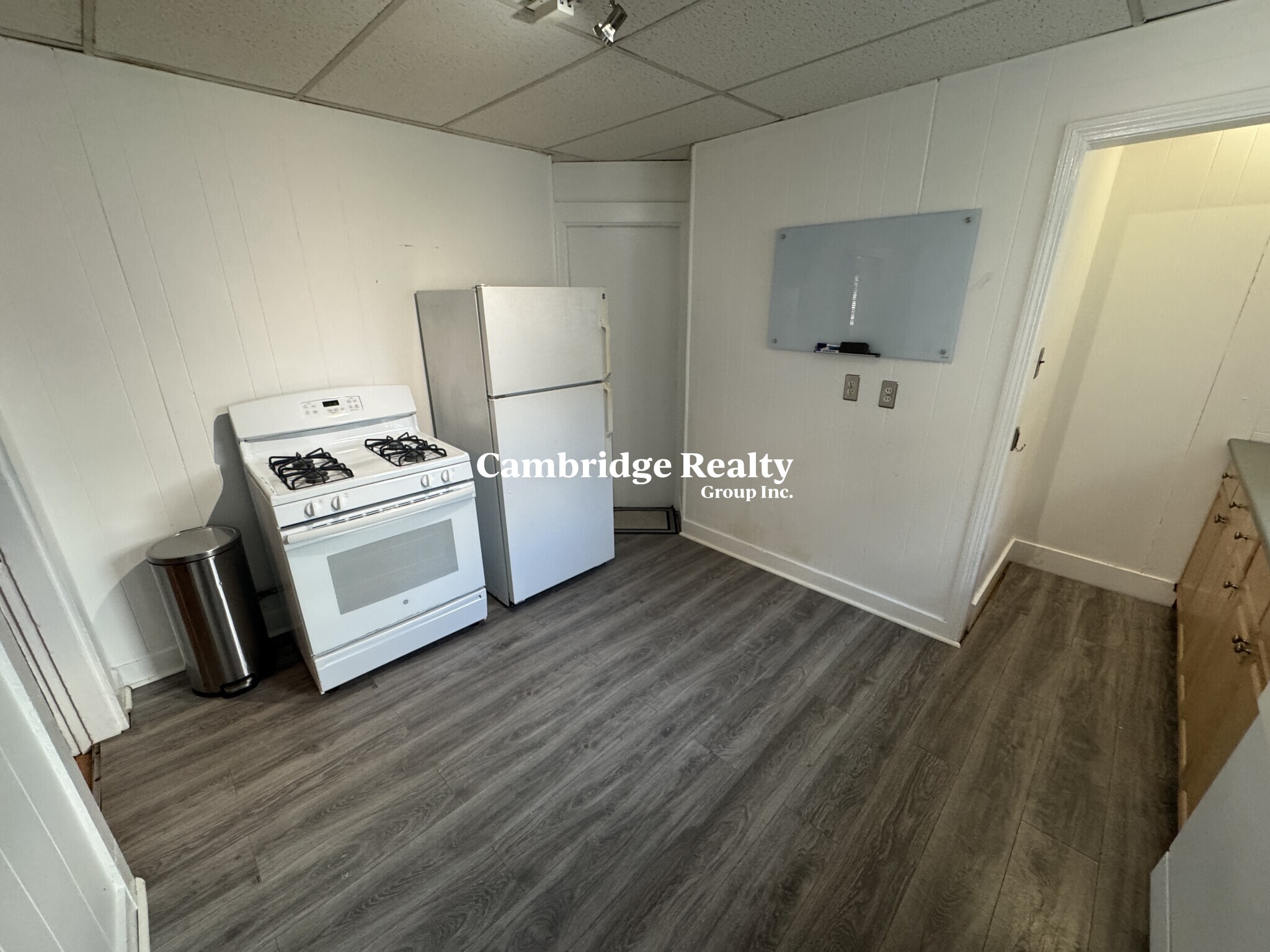 3 bed, 1 bath apartment for rent at 246 Highland Ave Unit 2T, Powder House Square — photo 13 of 22