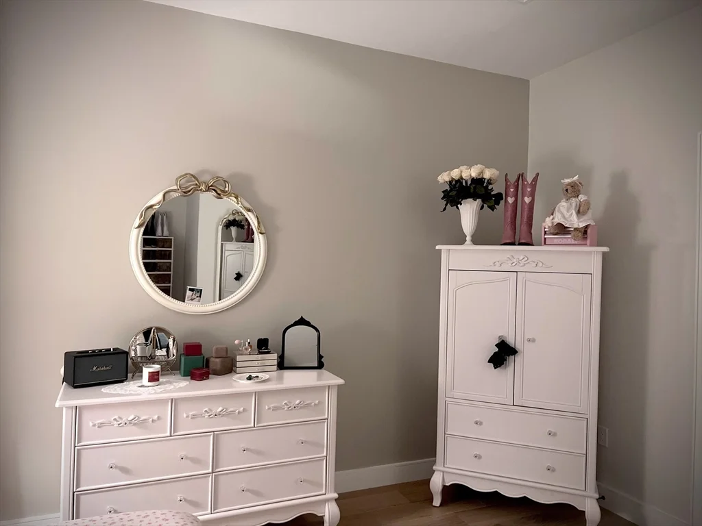 2 bed, 1 bath apartment for rent at 246 Newbury Unit 1, Back Bay — photo 8 of 17