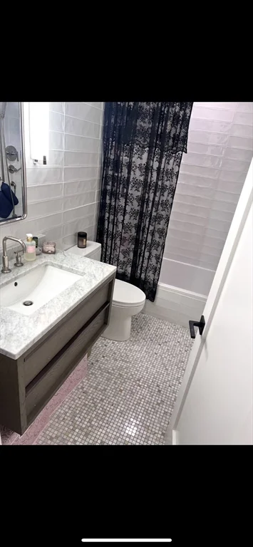 2 bed, 1 bath apartment for rent at 246 Newbury Unit 1, Back Bay — photo 14 of 17