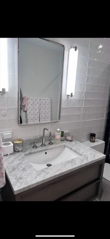 2 bed, 1 bath apartment for rent at 246 Newbury Unit 1, Back Bay — photo 12 of 17