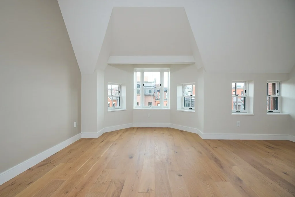 3 bed, 2 bath apartment for rent at 246 Newbury Unit PH, Back Bay — photo 29 of 33