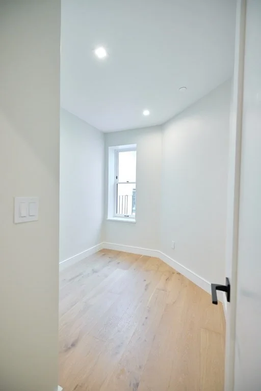 3 bed, 2 bath apartment for rent at 246 Newbury Unit PH, Back Bay — photo 8 of 33