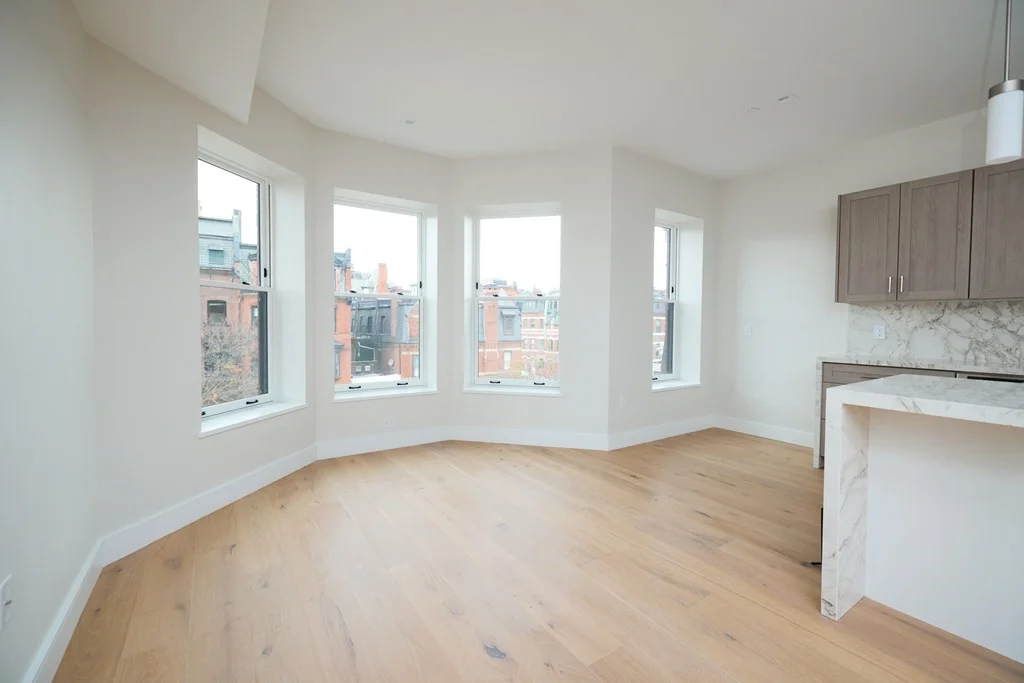 3 bed, 2 bath apartment for rent at 246 Newbury Unit PH, Back Bay — photo 27 of 33