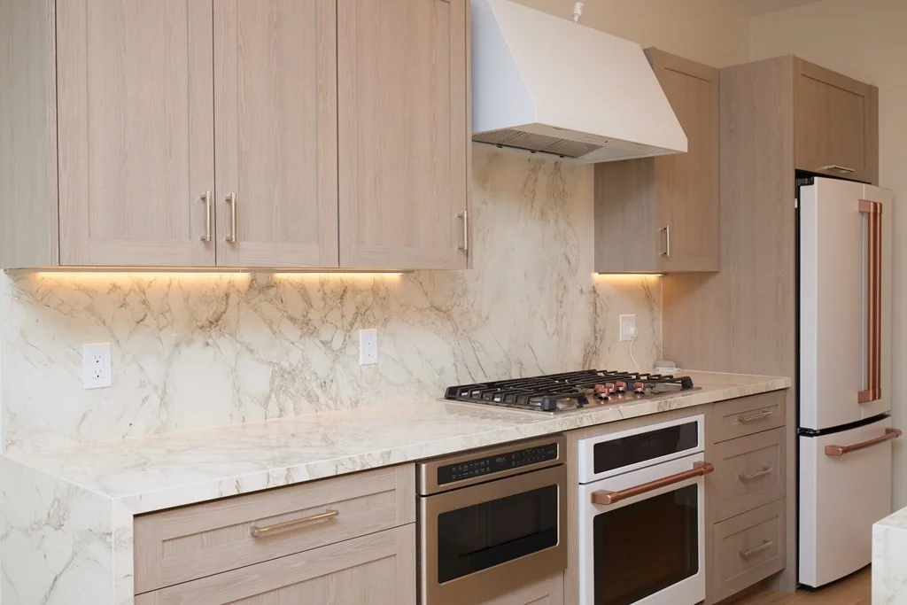 3 bed, 2 bath apartment for rent at 246 Newbury Unit PH, Back Bay — photo 31 of 33