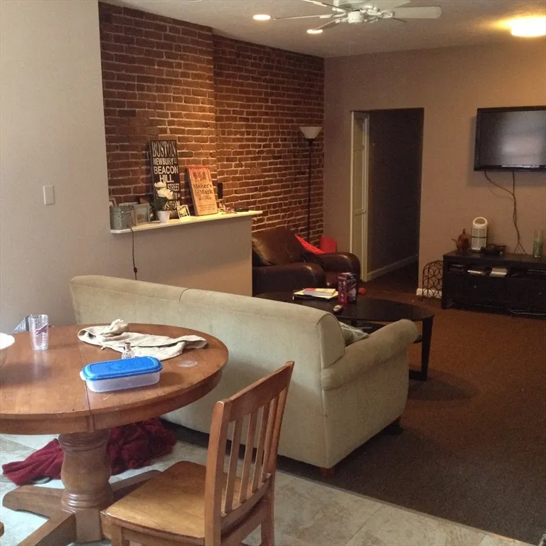 2 bed, 1 bath apartment for rent at 246 North St Unit 2, North End — photo 3 of 7