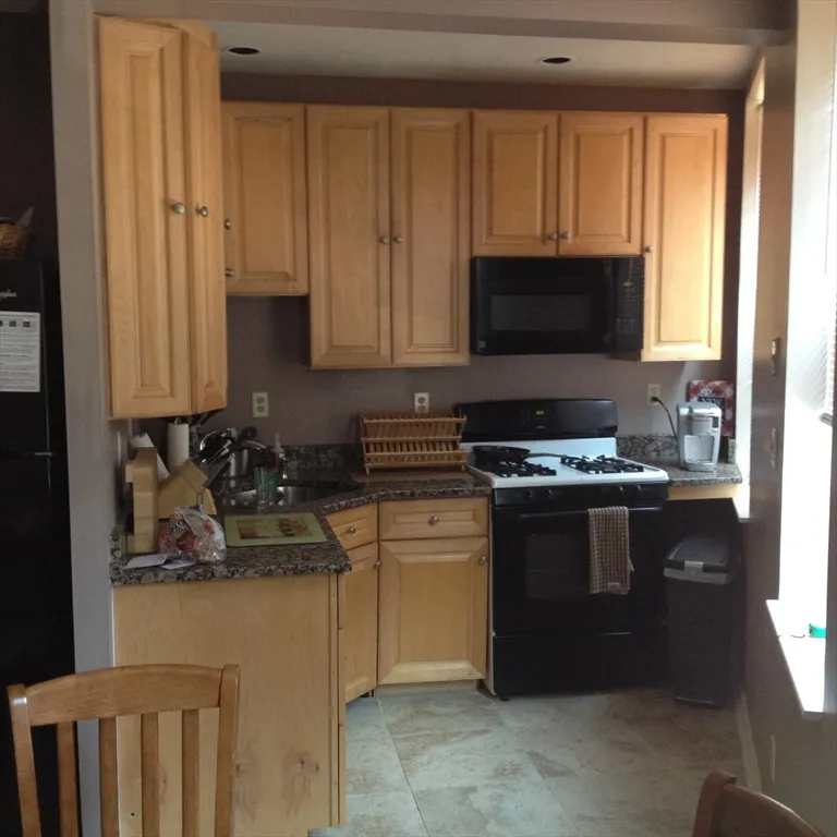 2 bed, 1 bath apartment for rent at 246 North St Unit 2, North End