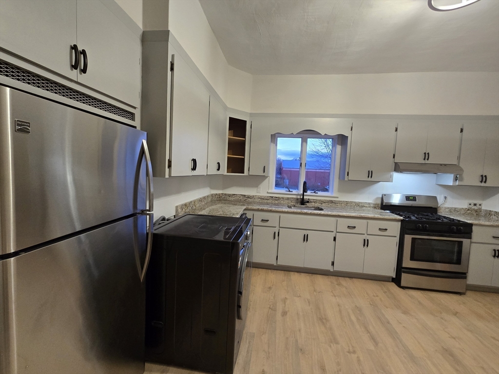 2 bed, 1 bath apartment for rent at 246 Webster St Unit 2, East Boston — photo 11 of 14