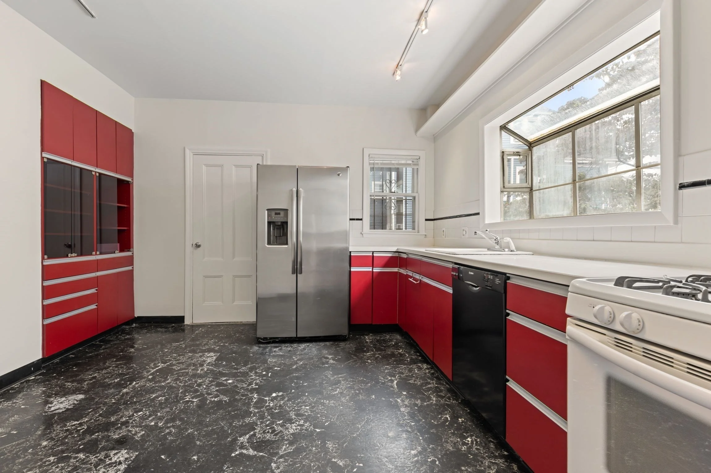 2 bed, 1 bath apartment for rent at 247-249 Park St Unit 1, Dorchester